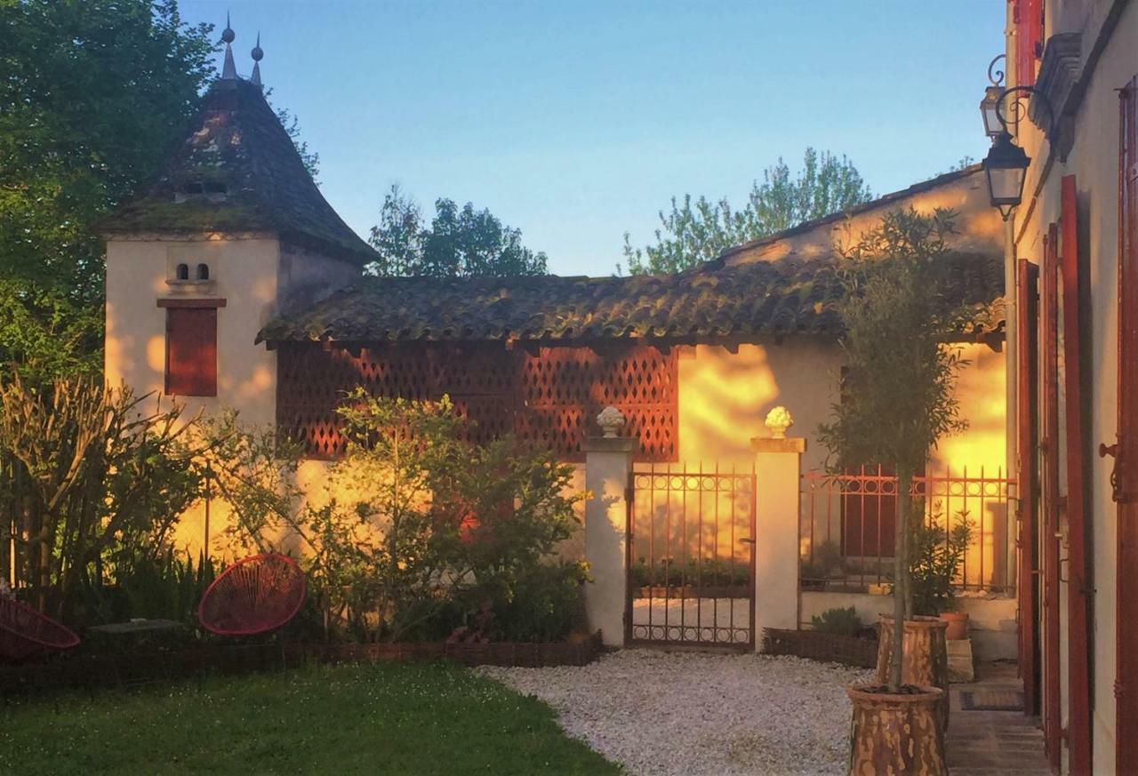La Carreterie - Maison De Famille{S} Pineuilh Dış mekan fotoğraf