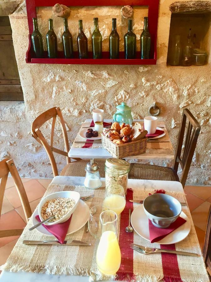 La Carreterie - Maison De Famille{S} Pineuilh Dış mekan fotoğraf