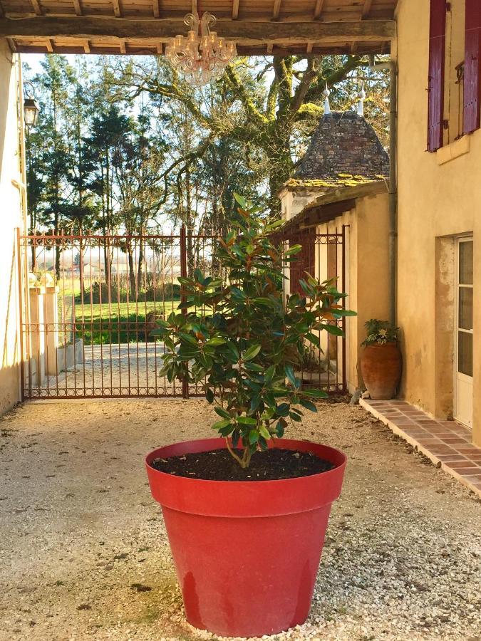 La Carreterie - Maison De Famille{S} Pineuilh Dış mekan fotoğraf